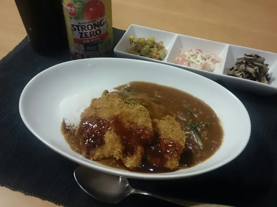 Snapdishの料理写真:カツカレーだ！どうだ～！|cookingパパ五郎さん