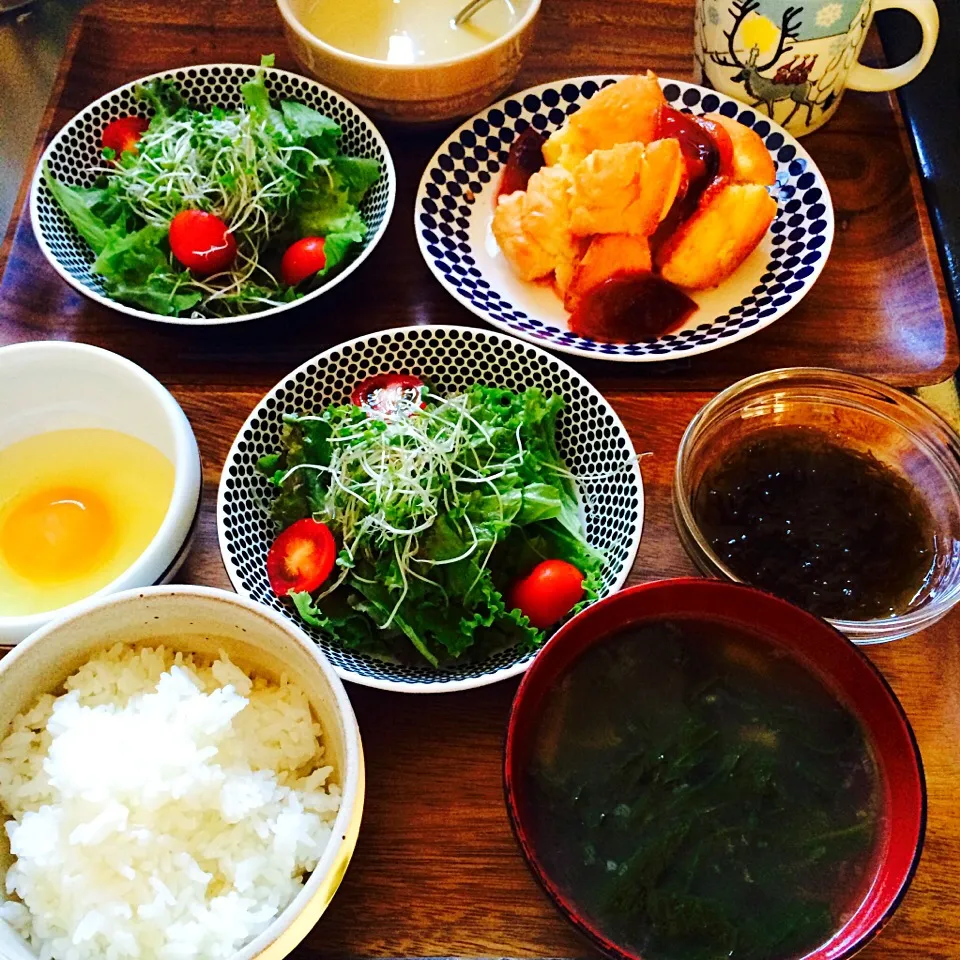 Snapdishの料理写真:卵かけご飯、もずく酢／カイザーシュマーレン、サラダ、中華スープ／バターナッツかぼちゃのポタージュ|charさん