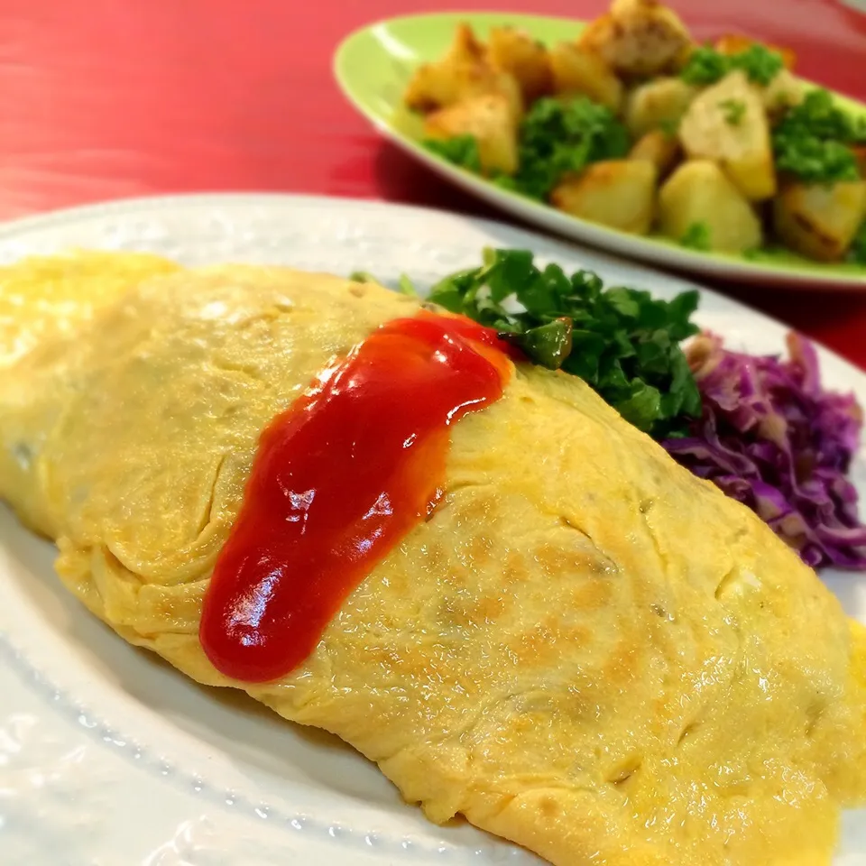 おりぃ🎀さんの料理                     茄子のドライカレーからの          ケチャップオムライス|志野さん