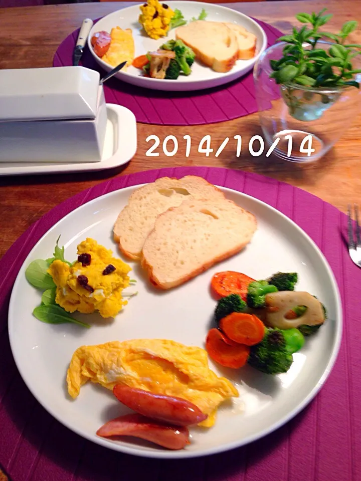 朝ごはん 2014・10・14|ローゼルさん