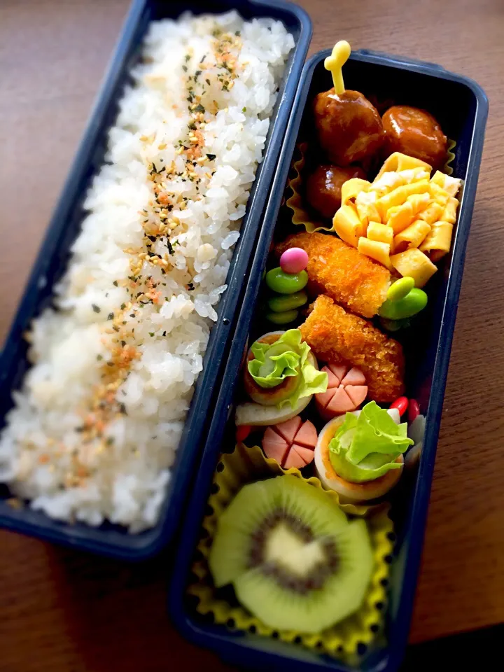 中坊弁当🍱台風の影響で給食なしだって〜💧|はやちんさん