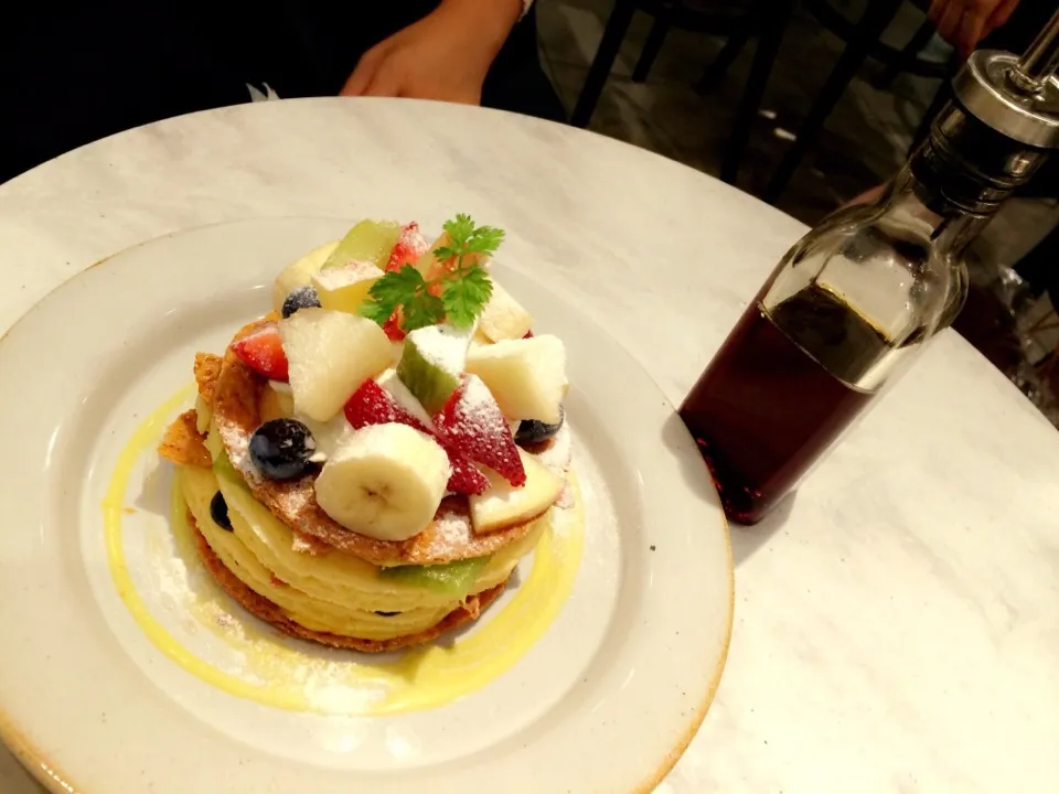 js pancake cafe  フルーツミルフィーユパンケーキ💓|さやかさん