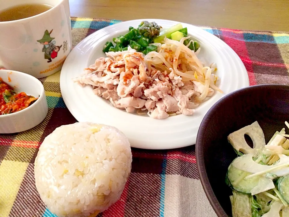 冷蔵庫の仲間たちでブランチ🍙|かずみさん