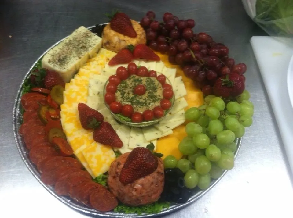 Hummus fruit and cheese|Jennifer Ciminoさん