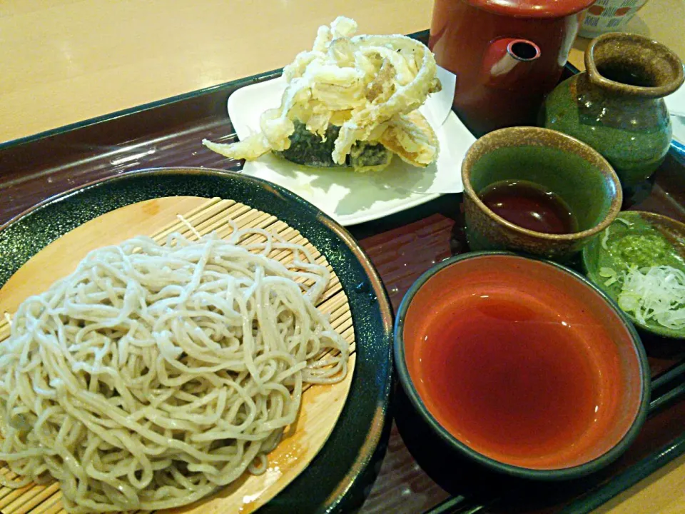 用たし後の遅めのランチは天ぷら蕎麦770円～(^ー^)|quitaさん