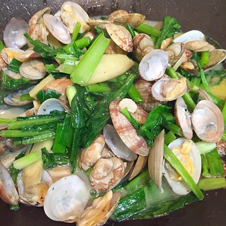 Buttered clam with vegetables|Laarni Nabongさん