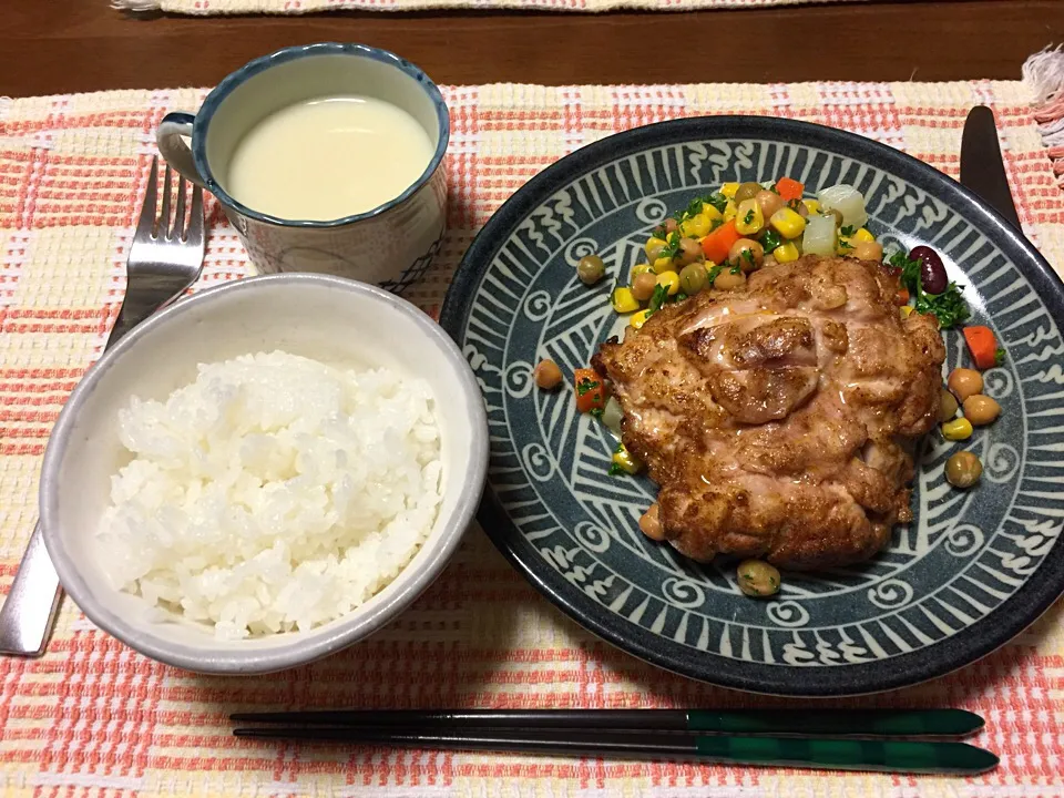 Snapdishの料理写真:こんがり鳥もも肉のスパイス焼き|愛ペガさん