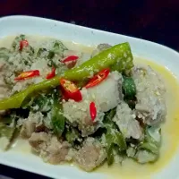 Bicol Express w/ bagoong.. TARA LET'S EAT!|Rico Tolentinoさん