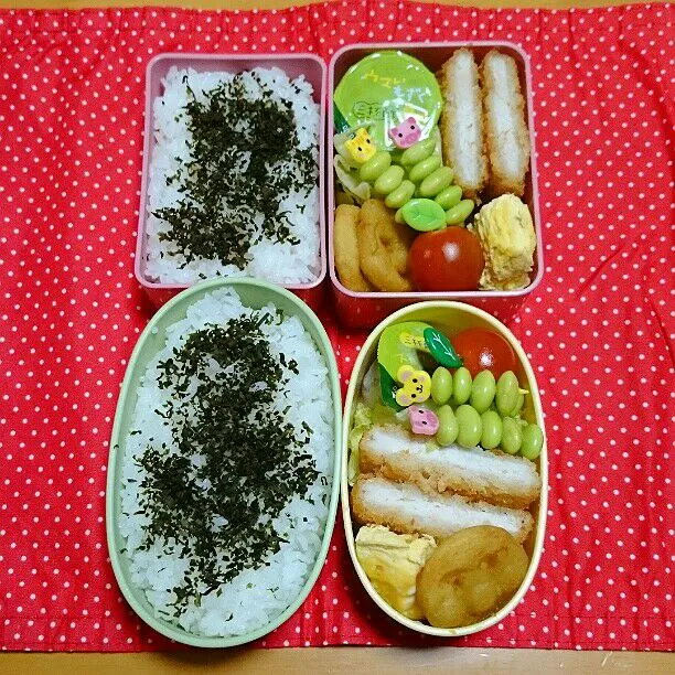 Snapdishの料理写真:10/16(木)の二人弁当🍱
♪ロースカツ
♪もずく
♪スイートポテト
♪卵焼き
♪ミニトマト|ふみぃさん