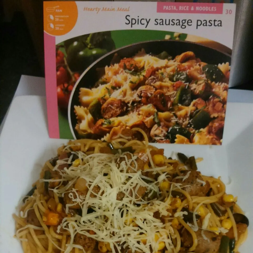 icookedthis Recipe Card Journey.

Tonights meal was spicy sausage pasta. I had to swap out the peppers for green beans & corn to allow for the wife's allergy to|icookedthisさん