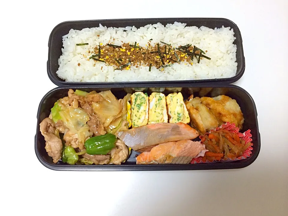 Snapdishの料理写真:回鍋肉弁当✌️|Michiko  Arakiさん