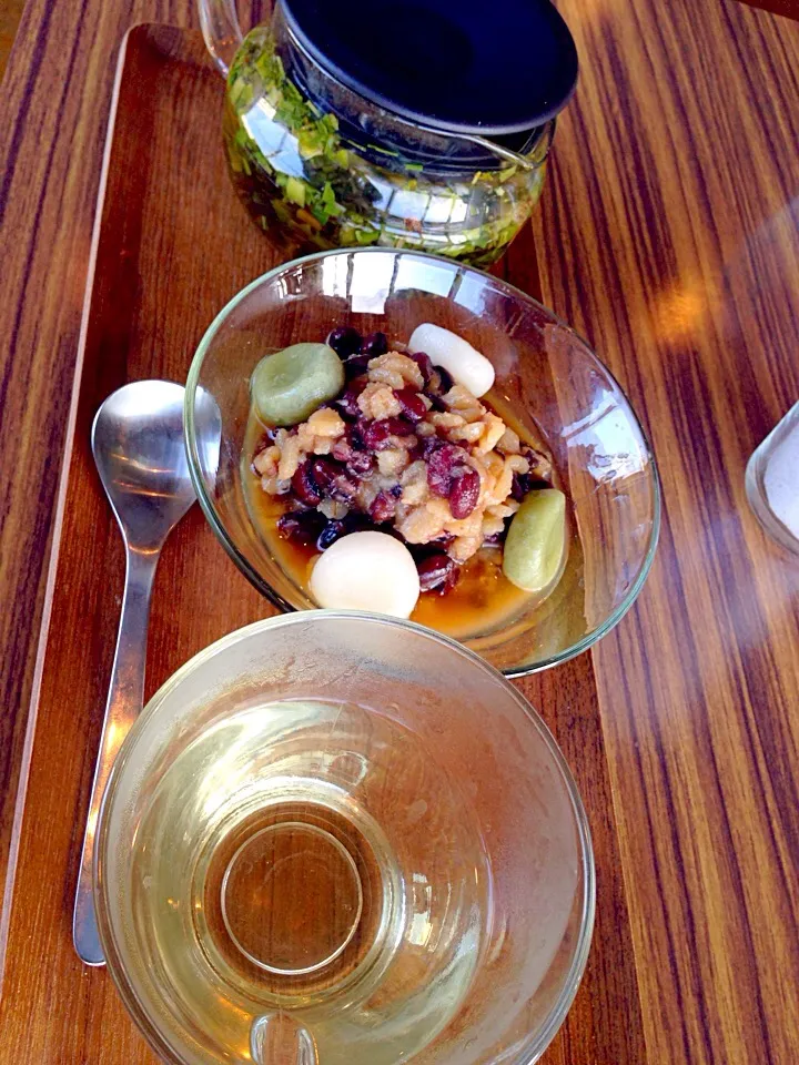 クワン草茶とあまがし|星さん