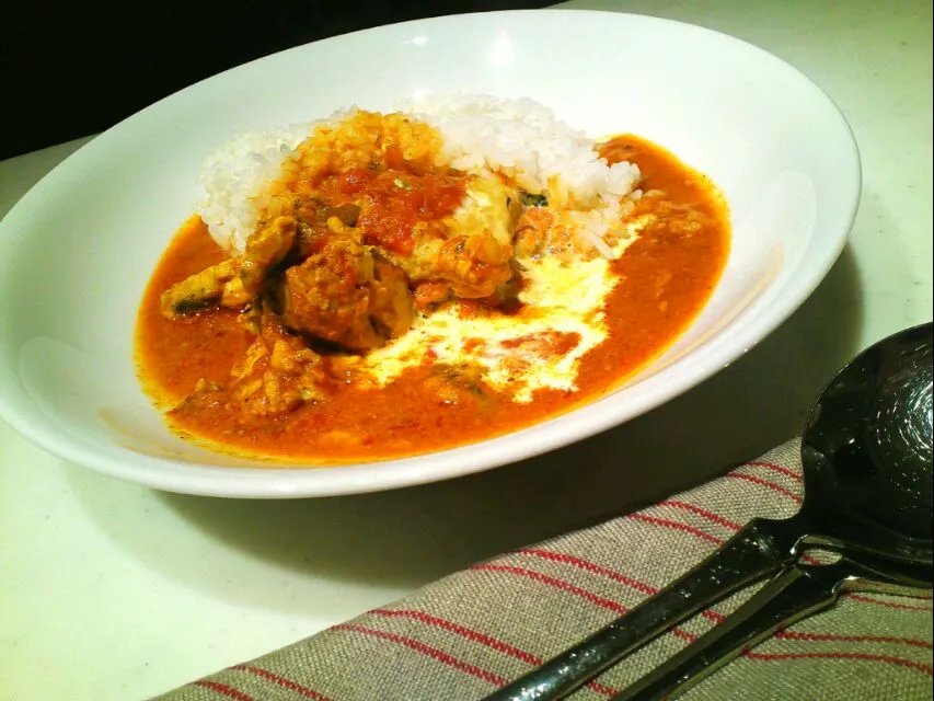 サバ缶でトマトカレー|麻紀子さん