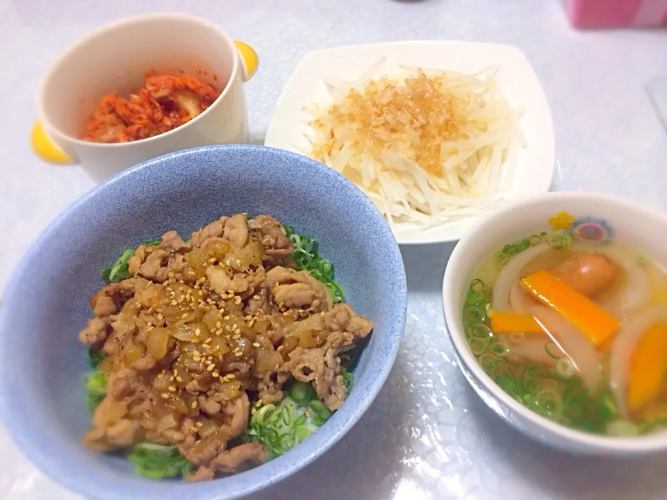 豚丼と野菜のコンソメスープ|まゆさん