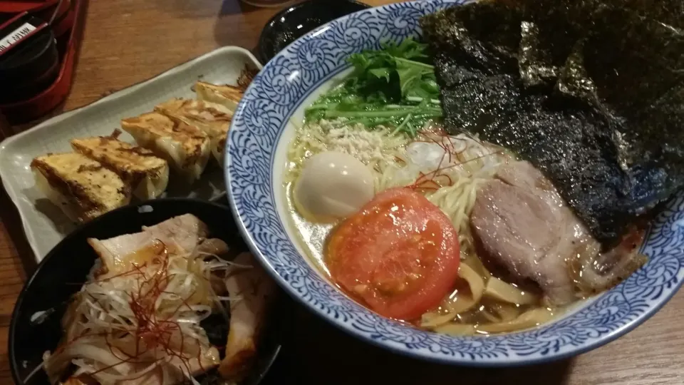 ラーメン・ミニ丼・餃子|マロさん