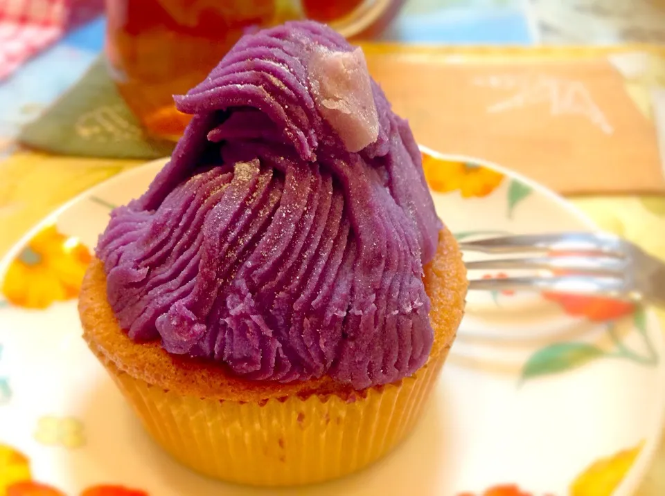 紫芋のカップケーキ😋|アライさんさん