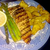 Snapdishの料理写真:Grilled salmon with a ginger teryaki glaze. flame broiled asparagus and oven roasted seasoned sweet potatoes|Mario Wrightさん