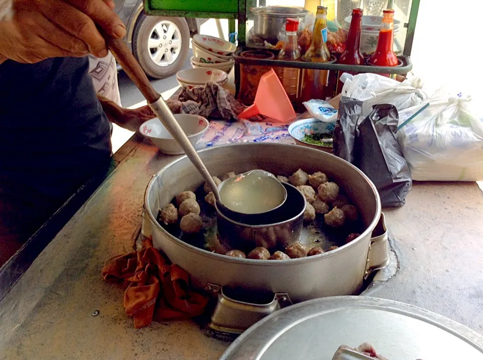 Snapdishの料理写真:Bakso|Bambang Budiono Tjioさん