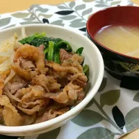 Snapdishの料理写真:三色焼肉丼|なっぱさん