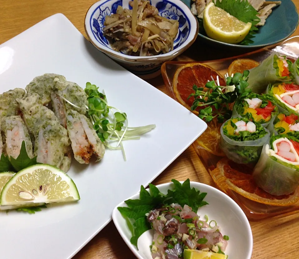 長女の好きなレンコンの海老挟み揚げがメインの晩御飯🍺|川上千尋さん