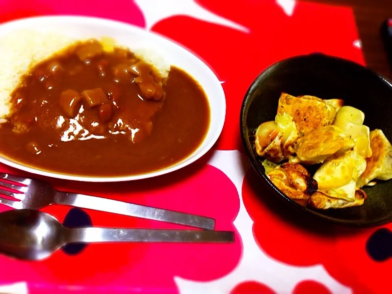 カレーとパリパリチーズ焼き！|あゆぴさん