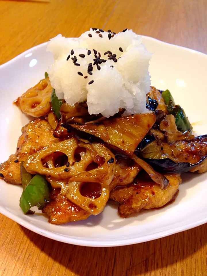 Snapdishの料理写真:くららさんの鶏肉のバルサミコ酢照り焼きおろしかけ⭐|まつださんさん