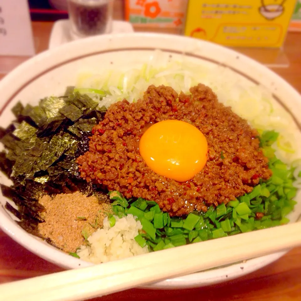 やまの😋さんの「まぜそば」🍜|アライさんさん