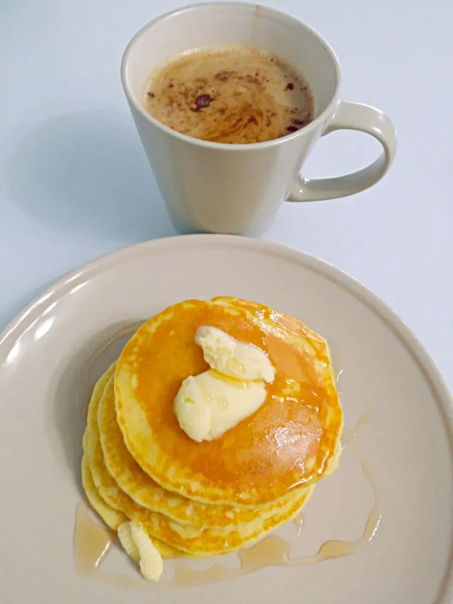 Snapdishの料理写真:Sunday Breakfast😙😙😙😙😙
💋 Japanese Pancake With Hazelnut Coffee|🌷lynnlicious🌷さん