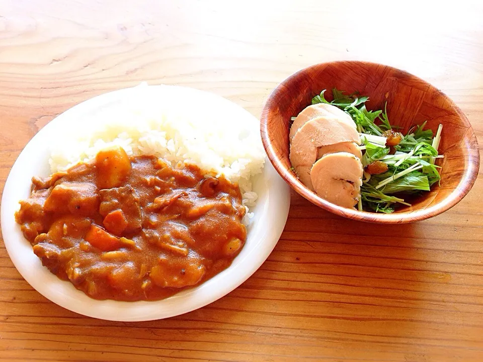 カレーと水菜と鶏ハムのサラダ。|pepiさん