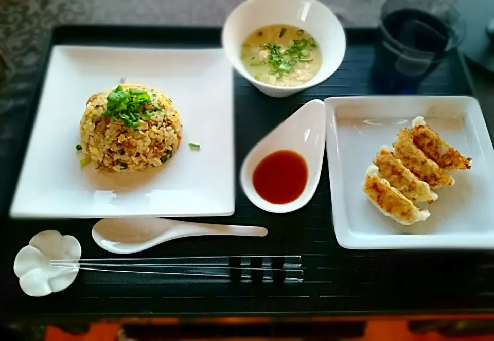 炒飯＆餃子に たまごスープ♪|yokoさん