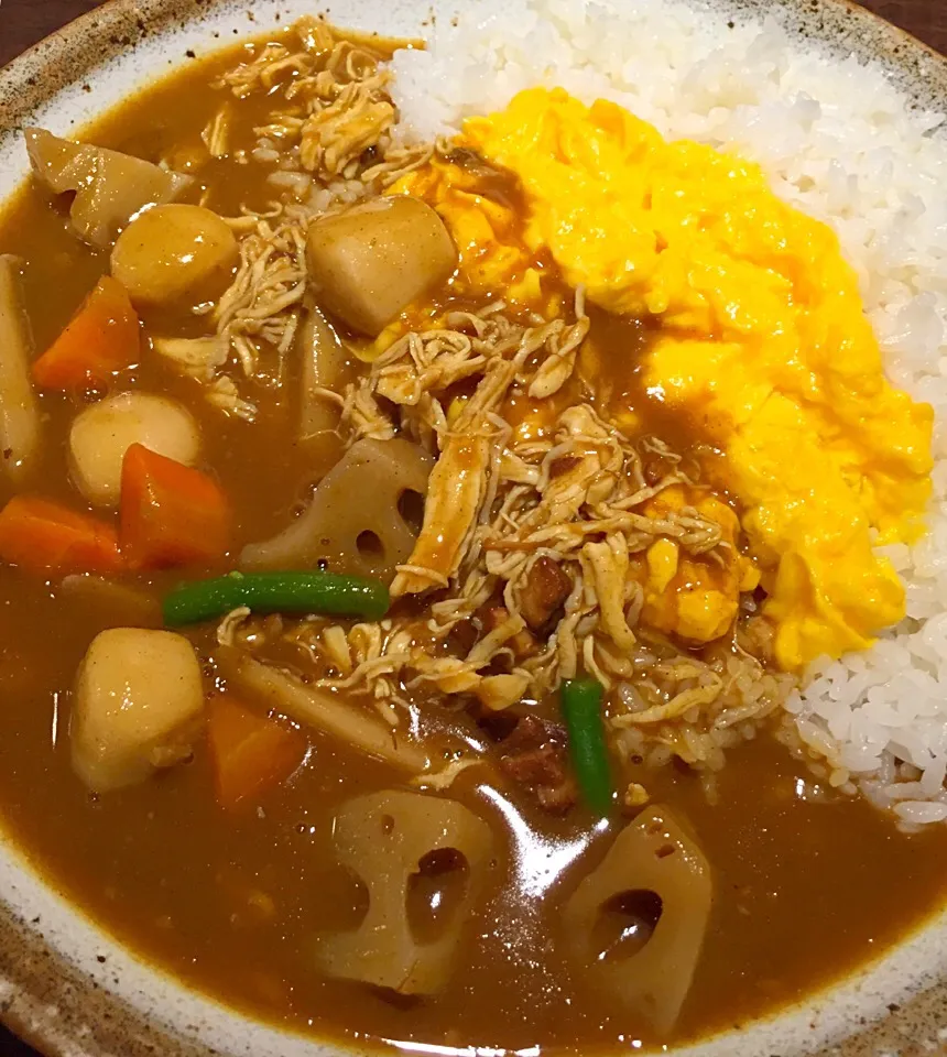 蒸し鶏と根菜の和風カレース＋クランブルエッグ|るみおんさん