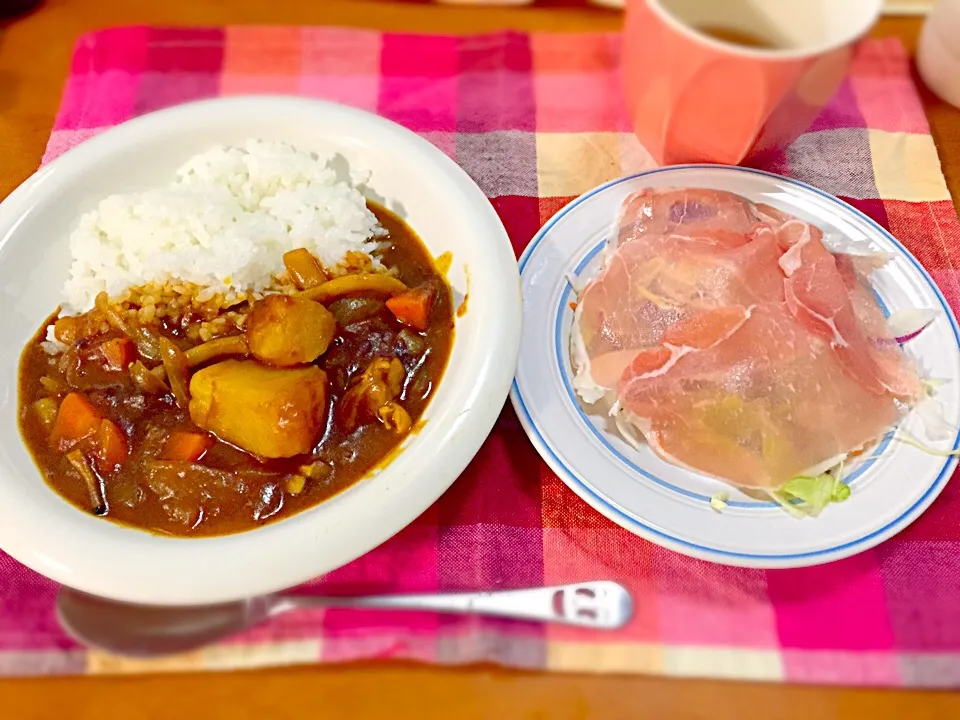 チキンカレーライス、生ハムサラダ|つっちゃんさん