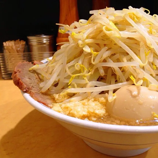 らーめん大
店内の貼紙で
"当店のラーメンは3回はお召し上がりください"と、ある
今日は2回目|Yogiさん