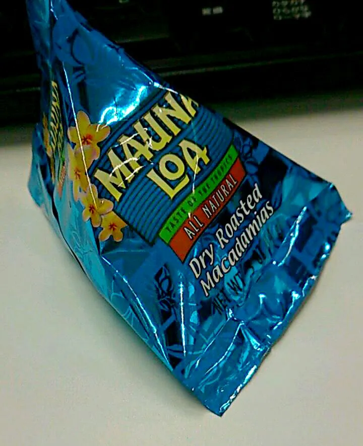 ハワイのお土産 マカデミアナッツ|津田 健次 Kenji Tsudaさん