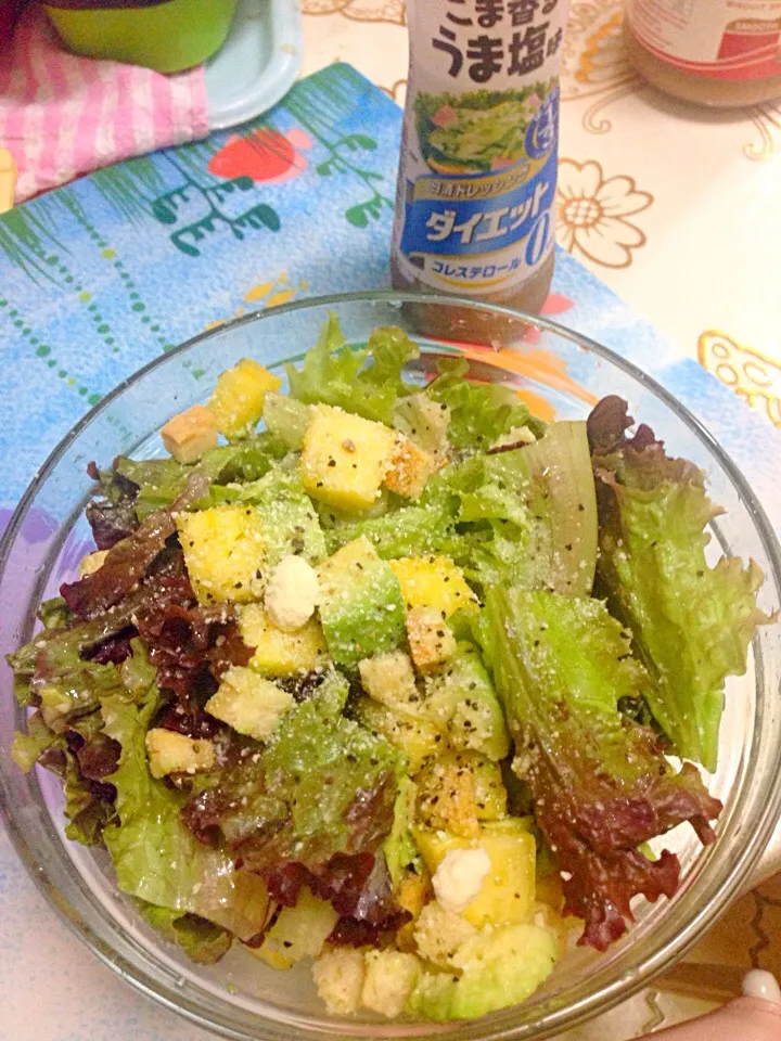 Lettuce/Avocado/Pineapple-Salad|Karen Chanさん