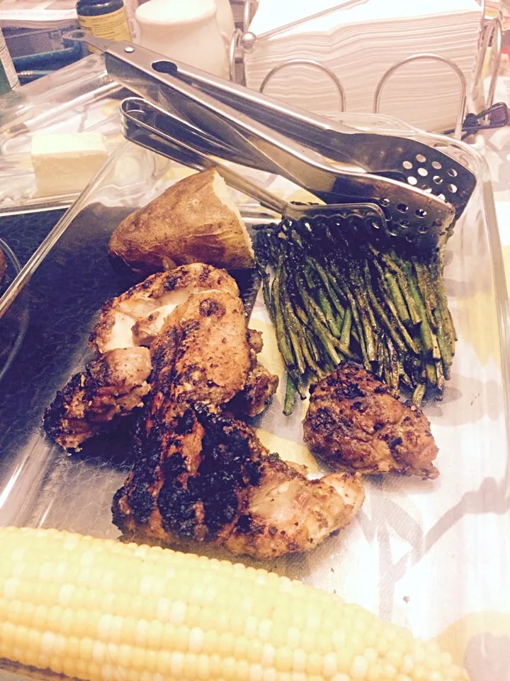 Grilled Jamaican Jerk Chicken, Grilled Asparagus, Corn & Baked Potato|FoodManOnWheelzさん