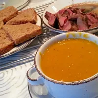 Pumpkin - seleric soup with roasted deer.|Hans Stavleuさん