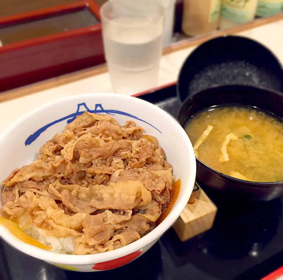 どこがプレミアム牛丼？|Yuji Tさん