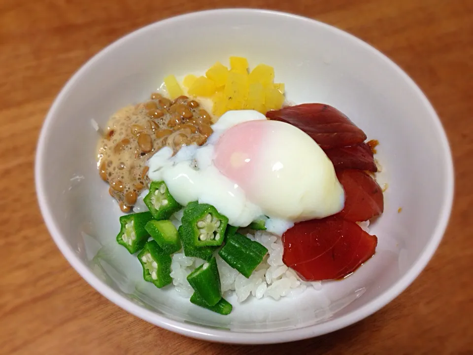 マグロねばねば丼|ぴのさん