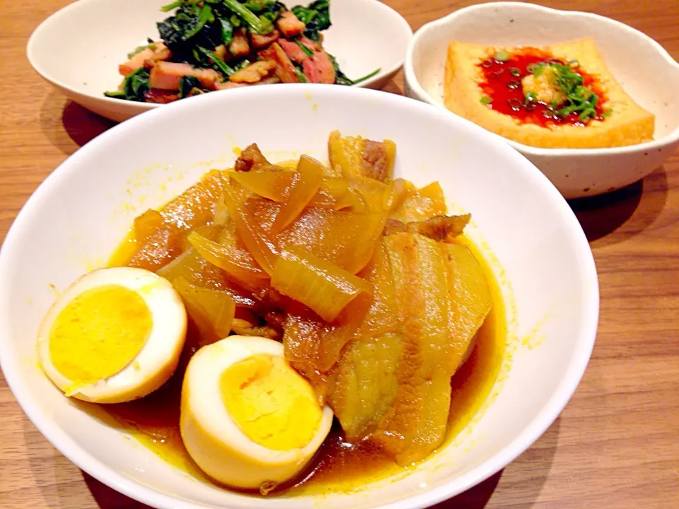 豚肉と卵のカレー醤油煮とほうれん草と焼豚の炒めもの|あやかさん