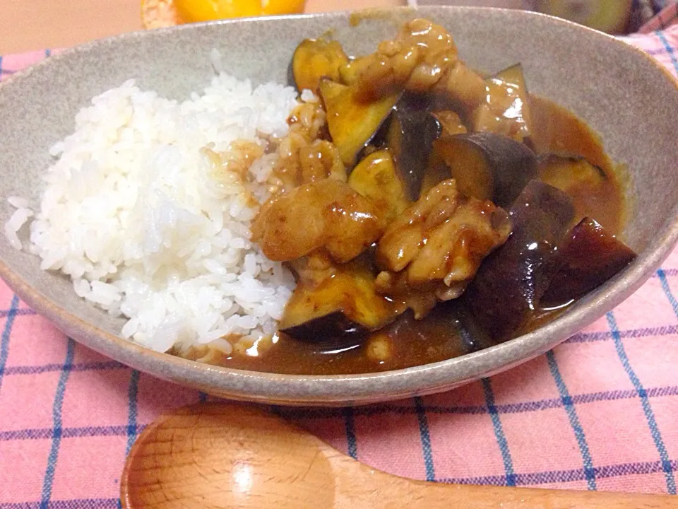 おナスごろごろカレー|みらっこ˚﹢はたち!!は26になりましたさん