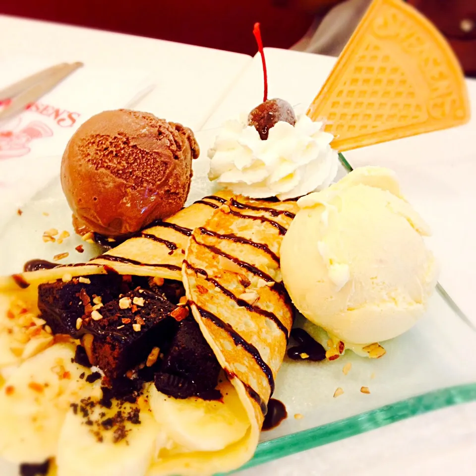 ice cream with banana crap|anakin ninphilさん