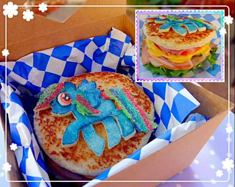 Snapdishの料理写真:🌈Rainbow Dash Sandwich!🌈マイリトルポニーのサンドイッチ弁当😆💕|The Reinhartsさん