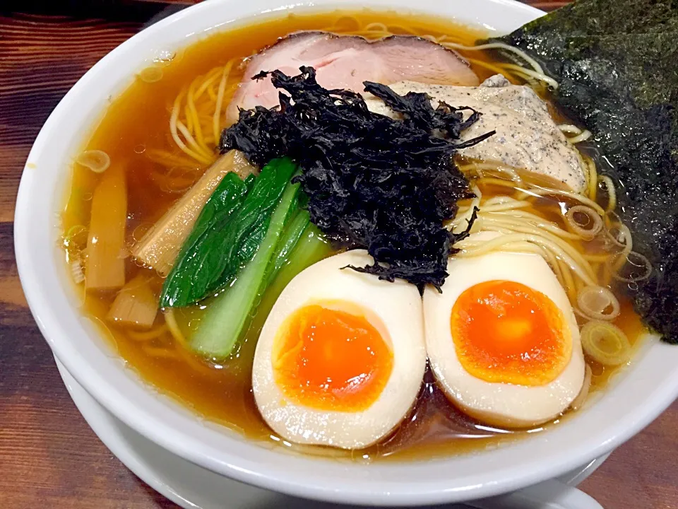 鉢ノ葦葉 特製醤油ラーメン|岡井potterさん