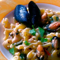 Snapdishの料理写真:Pasta e fagioli con le cozze.|Angelo Painoさん