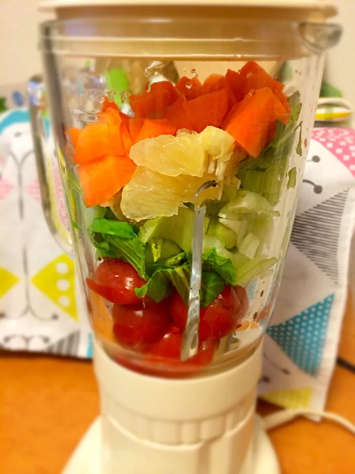 Snapdishの料理写真:Vegetable juice|Juncoさん