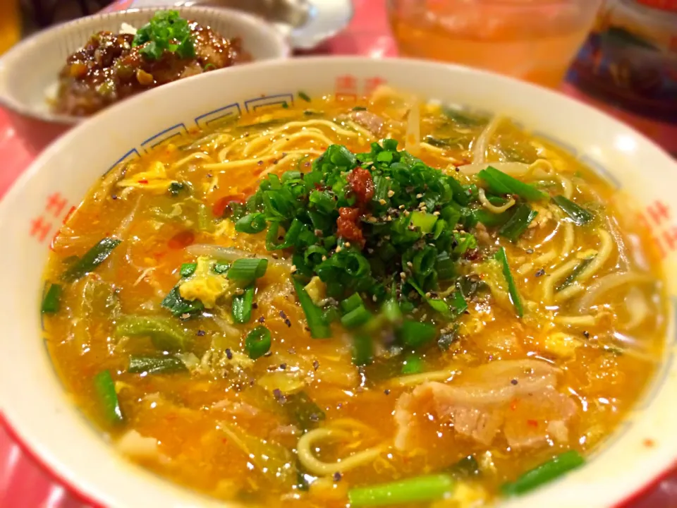 豚キムチラーメン&ミニせせりつくね丼|Shiroさん