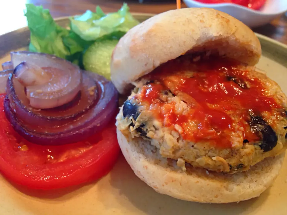 Lunch after workout -veggie burger|Yuriさん