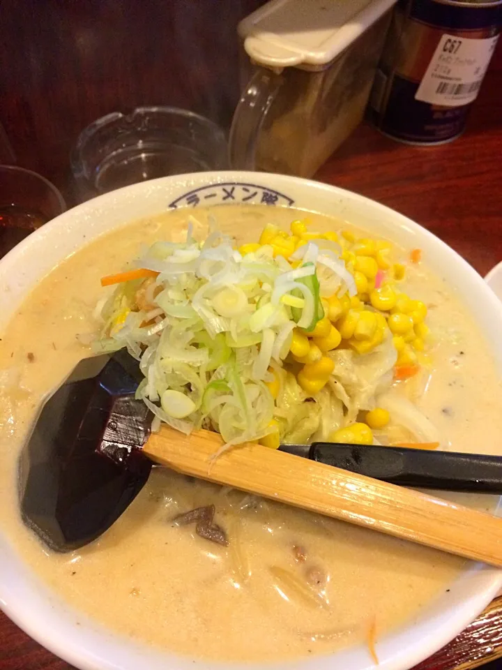 Snapdishの料理写真:ラーメン隊 クリームちゃんぽん|Saikoさん