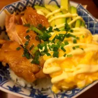 Snapdishの料理写真:照り玉マヨ丼|にゃおさん